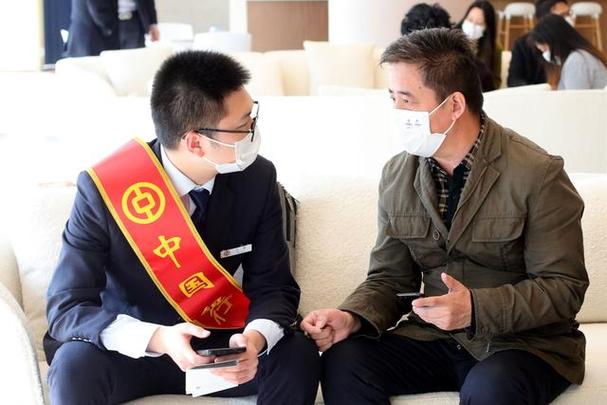 汉阳区金融服务"早春行"政银企对接会,现场新政企三方合作授信超100